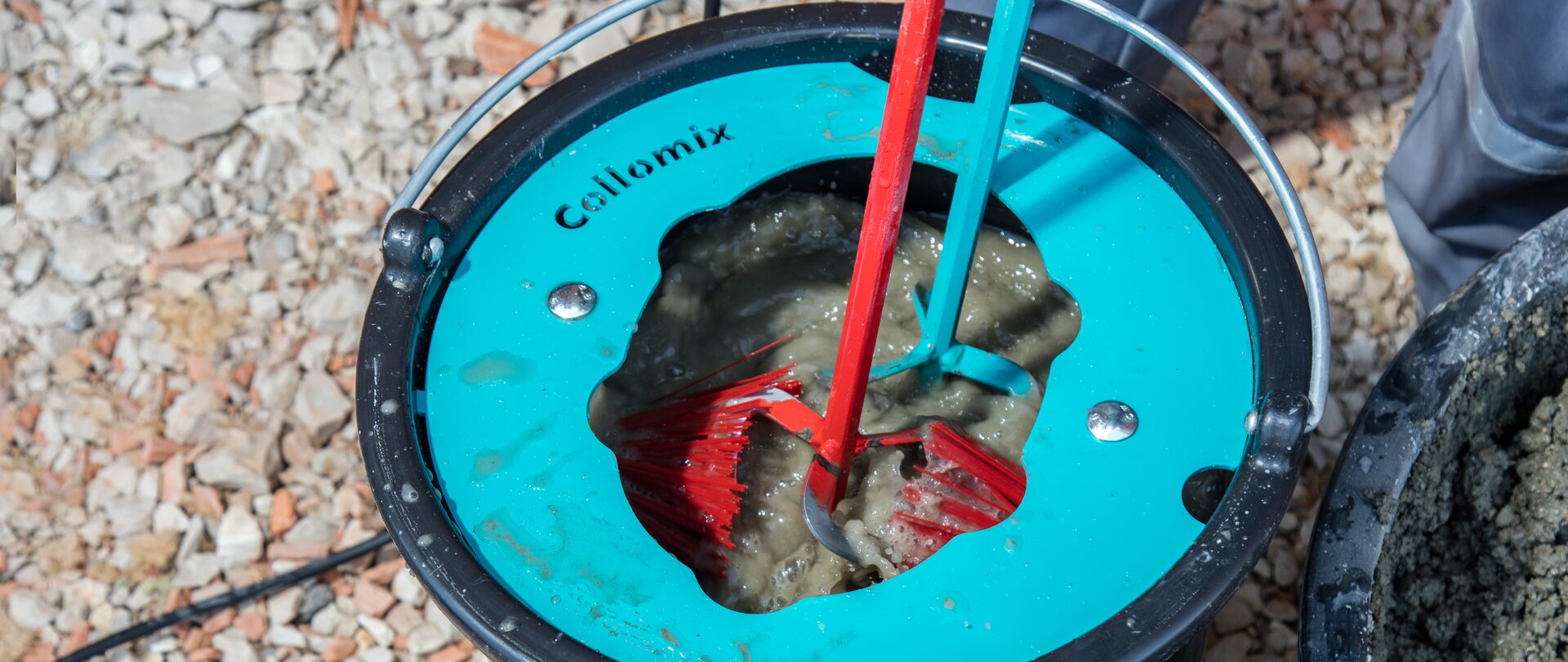 Collomix Mixer-Clean Reinigungseimer - Rührer reinigen in Sekundenschnelle - sorgt für lange Funktionsfähigkeit des Rührers